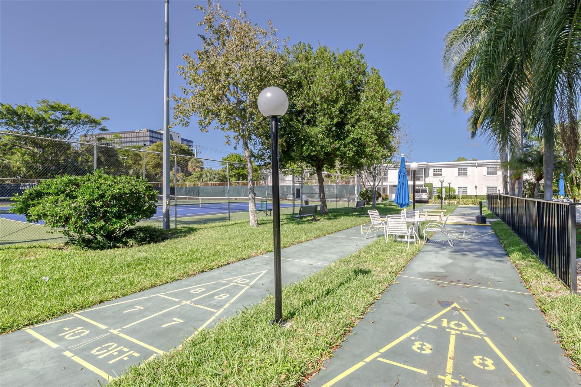 6299 Bay Club Drive, Unit 4, Fort Lauderdale, FL 33308 Photo