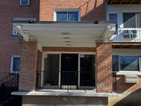 8541 Lotus Avenue, Unit 711, Skokie, IL 60077