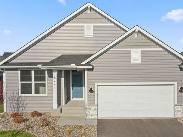 1832 Ridgepointe Court, Hastings, MN 55033