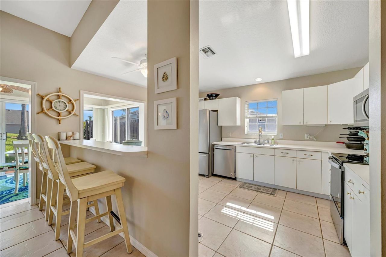 2905 Captains Court, Palmetto, FL 34221 Photo