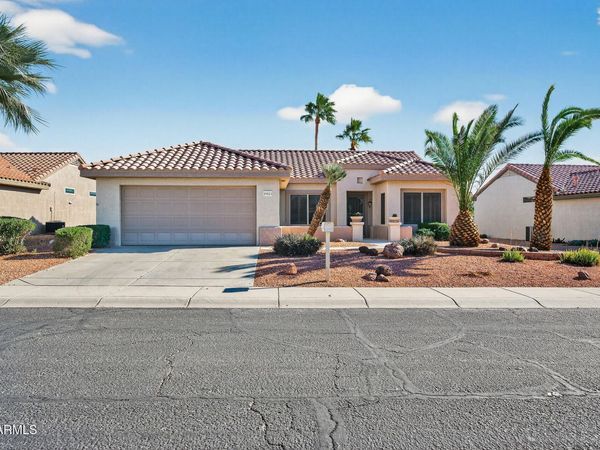 19513 N PAPAGO Drive, Surprise, AZ 85374