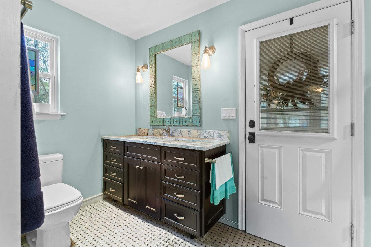 245 Kingrail Lane Photo 13