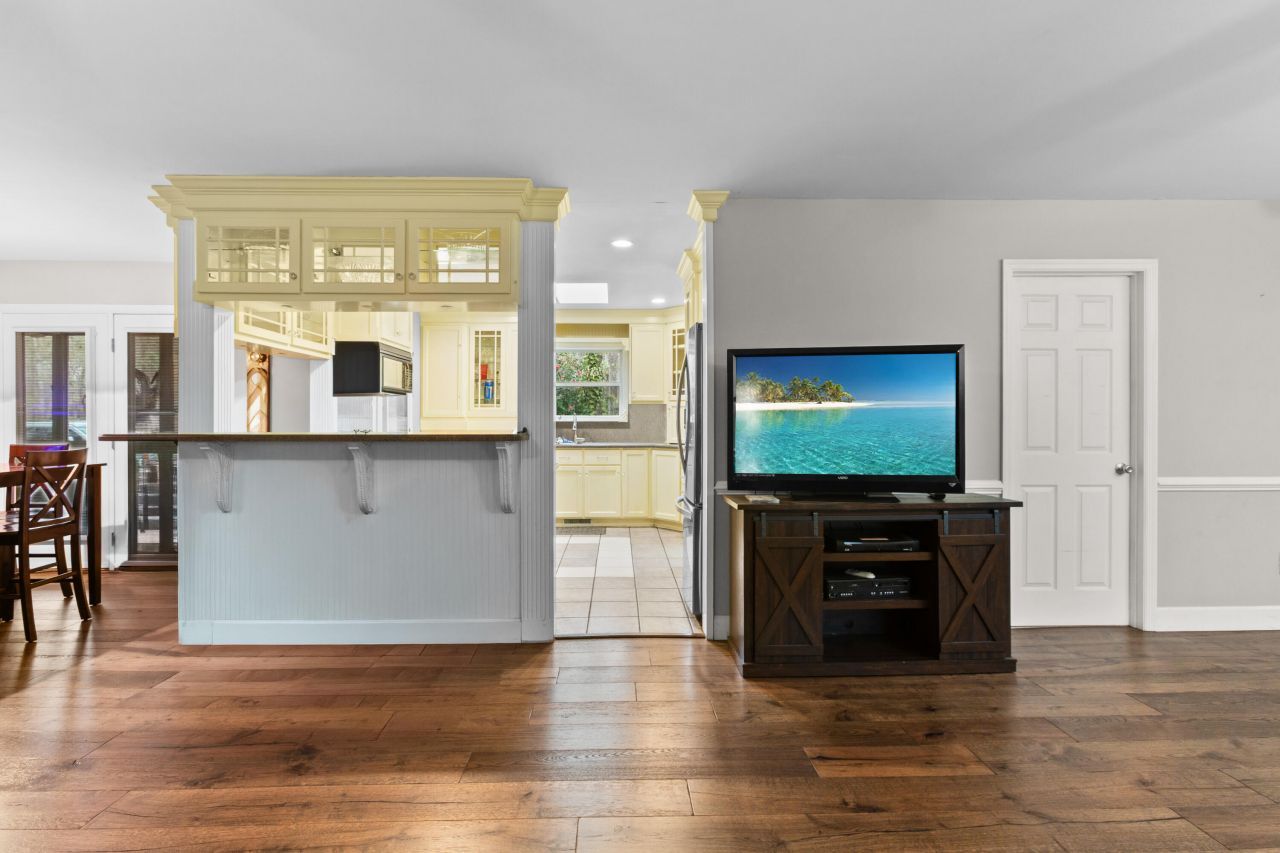 245 Kingrail Lane Photo 39