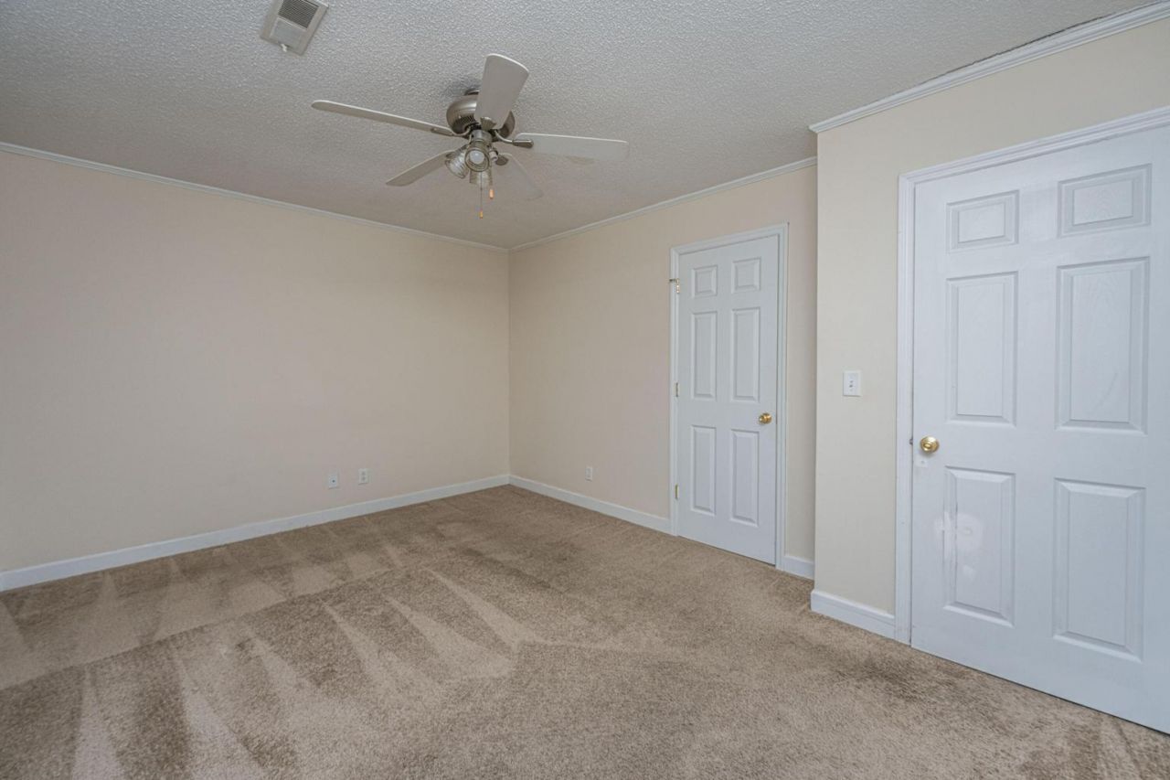 185 Monitor Circle Photo 10