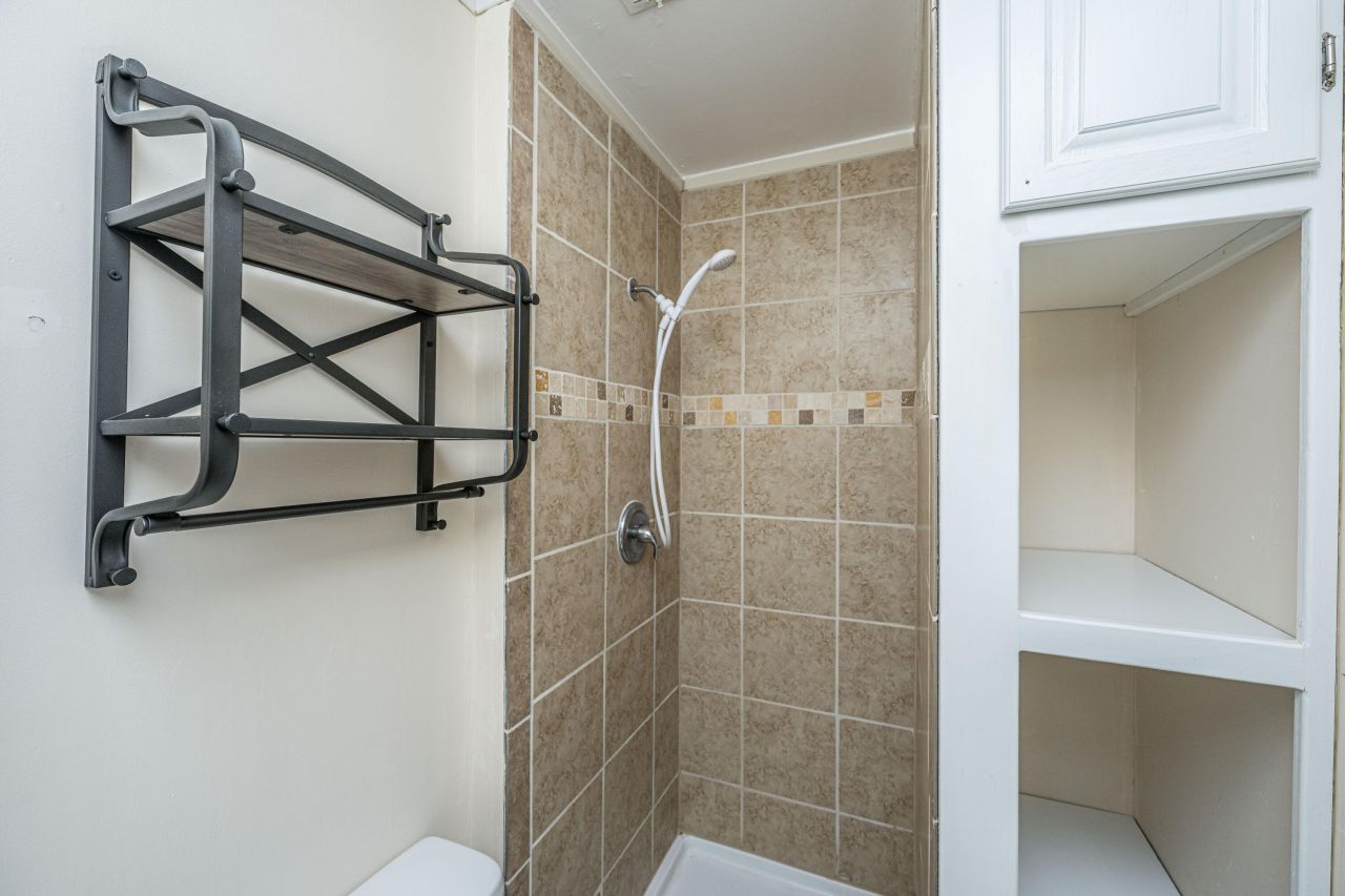 185 Monitor Circle Photo 16