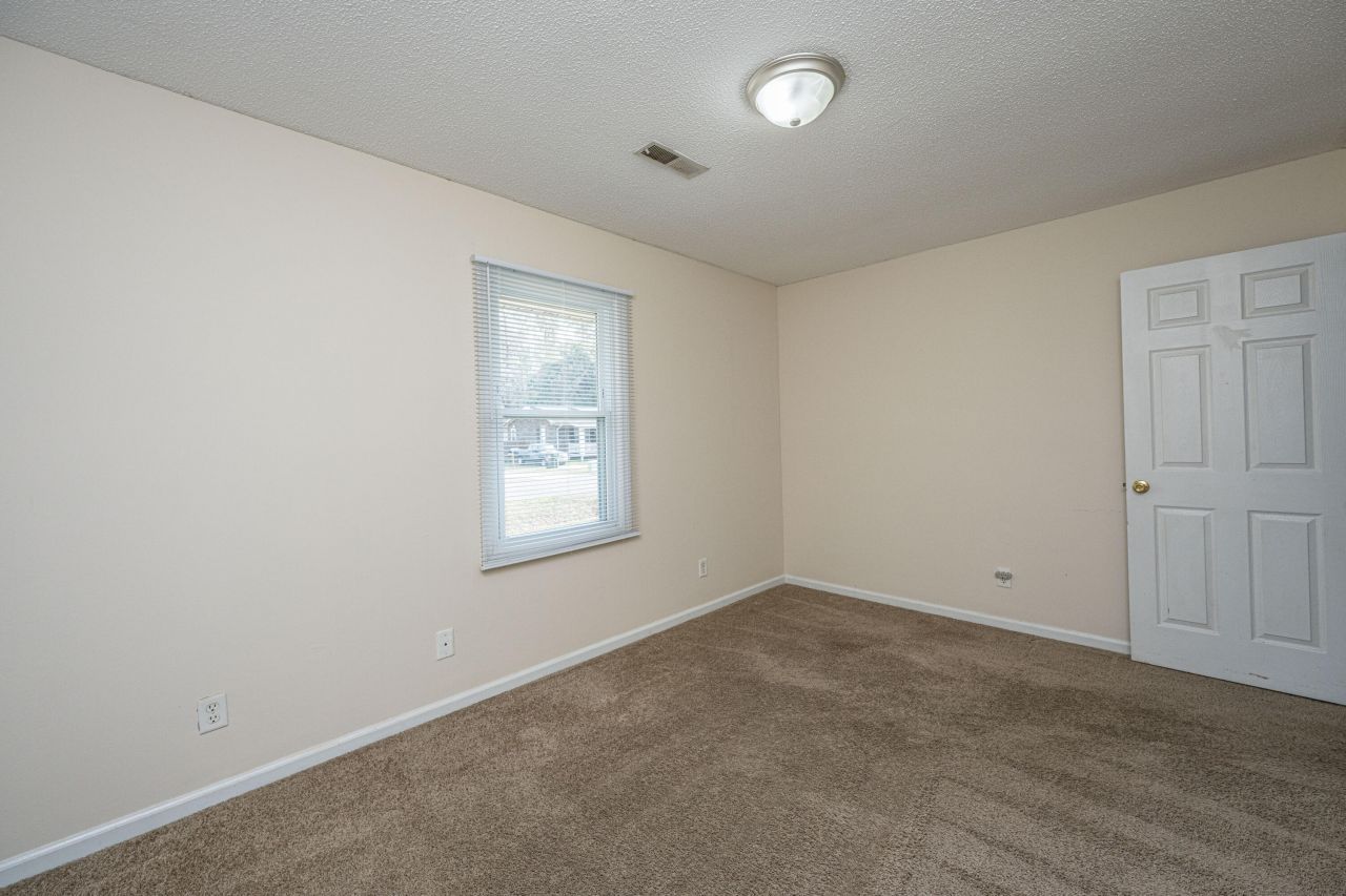 185 Monitor Circle Photo 22