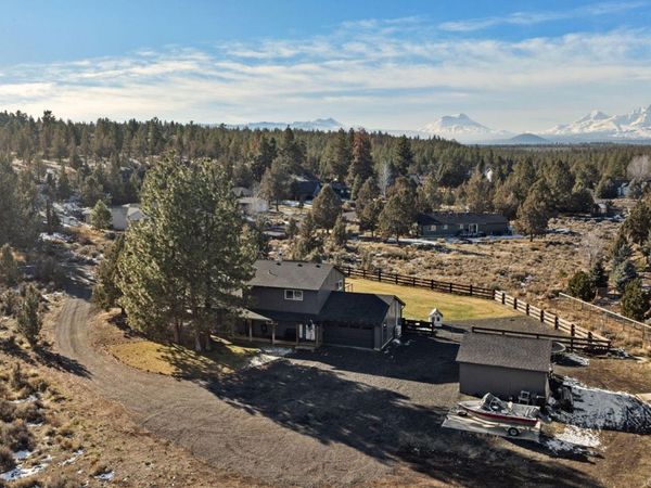 66511 Ponderosa Loop, Bend, OR 97703