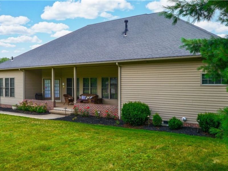 11383 Rolling Meadows Drive, Garrettsville, OH 44231 Photo 4