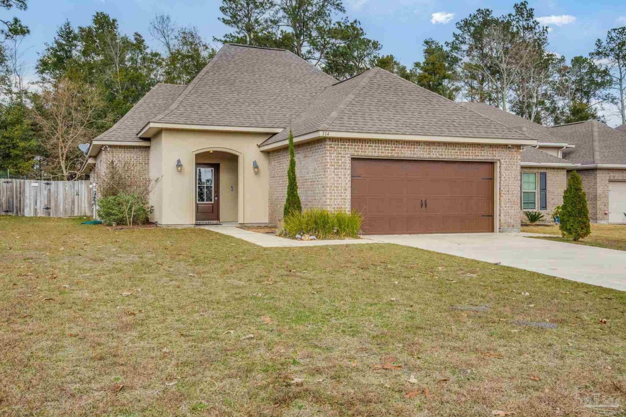 314 Topeka Rd, Pensacola, FL 32514 Main Photo