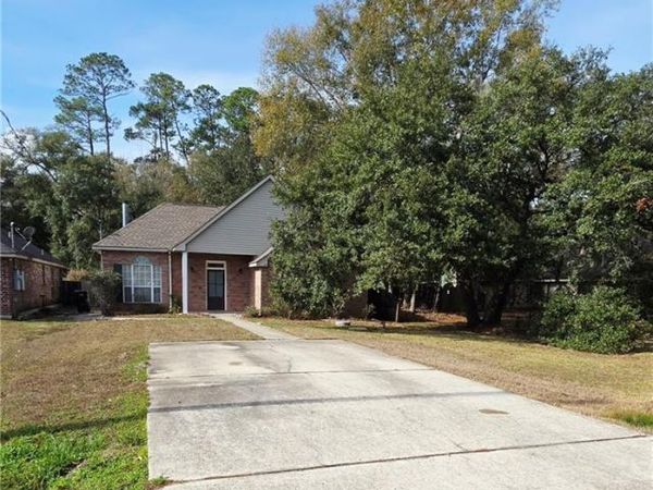 59051 AZALEA Street, Slidell, LA 70460