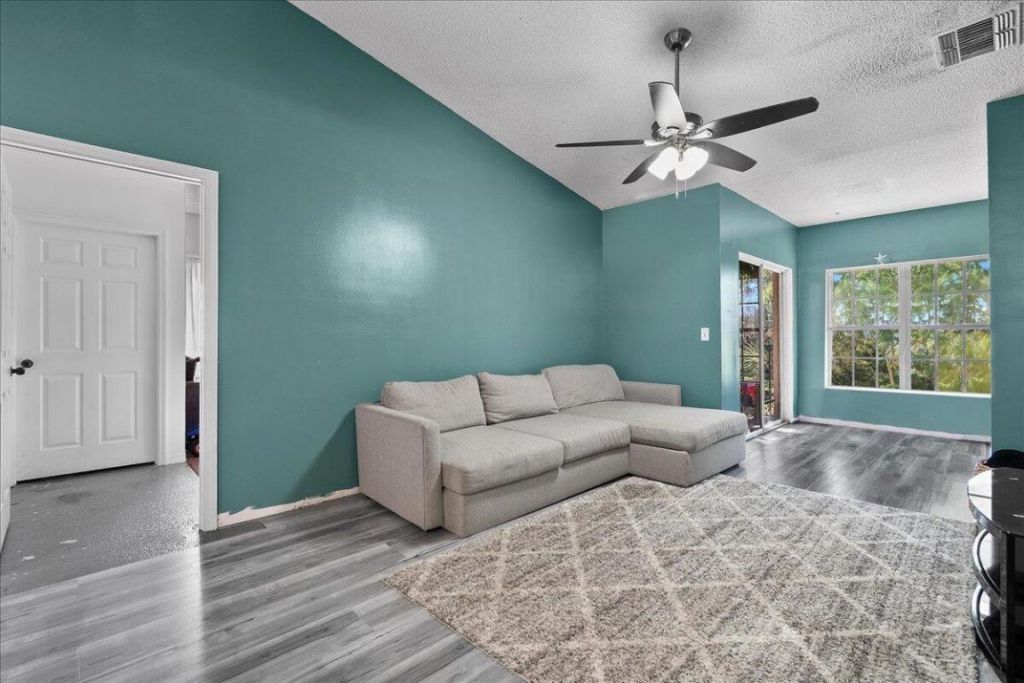 10360 Fox Trail Road S, Unit 1613, Royal Palm Beach, FL 33411 Photo