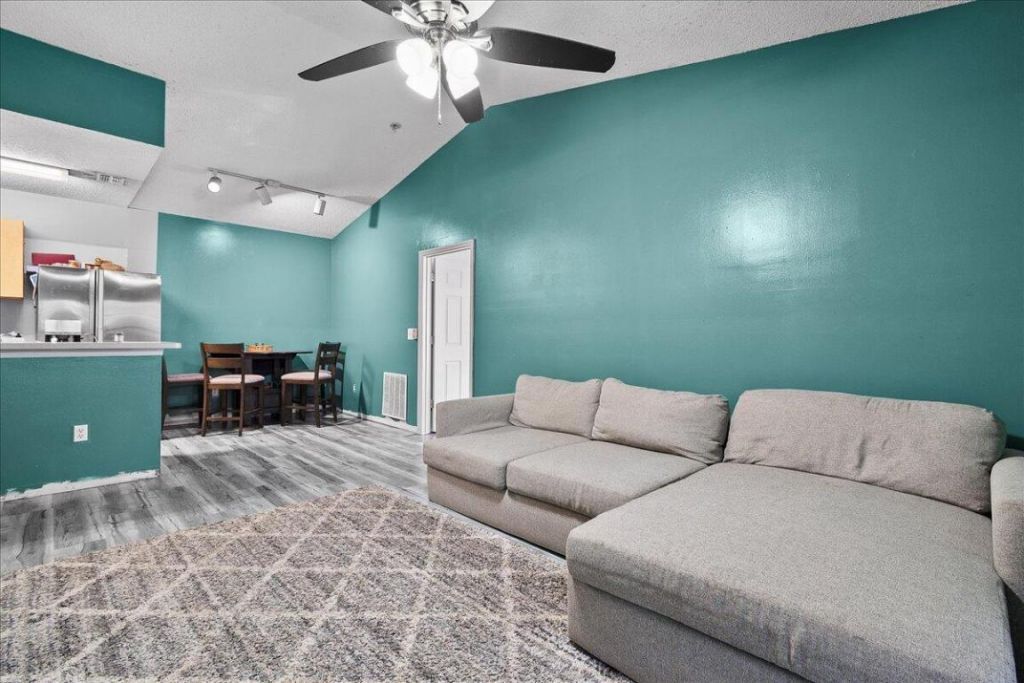 10360 Fox Trail Road S, Unit 1613, Royal Palm Beach, FL 33411 Photo