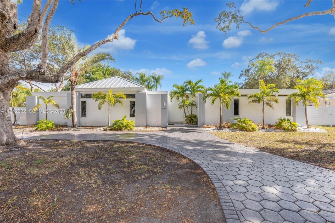 18555 SW 83rd Pl , Cutler Bay, FL 33157 Photo