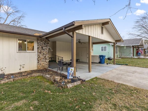 25 Oak Court , Branson, MO 65616