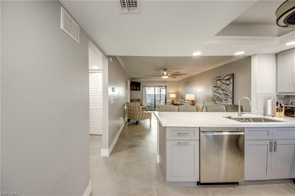 22796 Island Pines Way, Unit 111, Fort Myers Beach, FL 33931 Photo