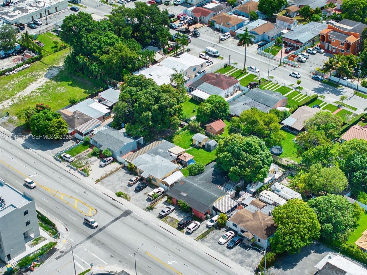 871 SE 8th Ave , Hialeah, FL 33010 Photo