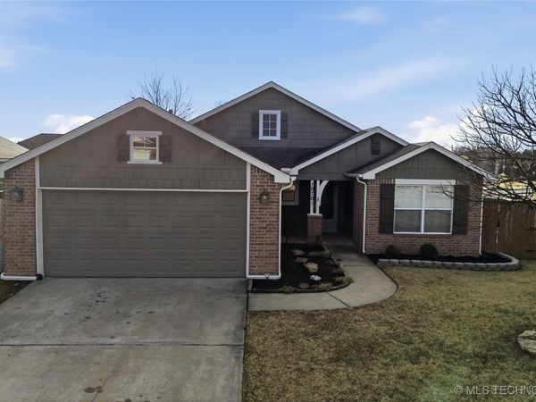 10701 N 152nd Avenue , Owasso, OK 74055