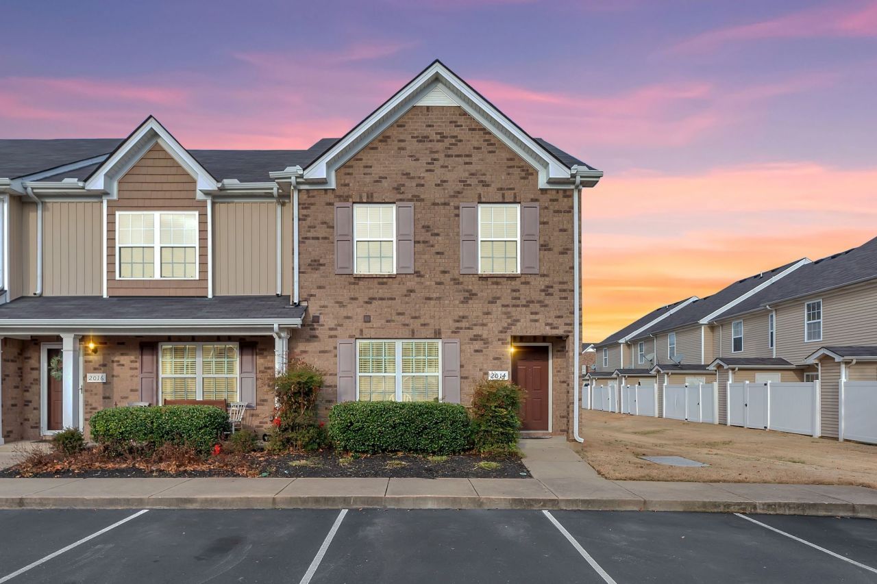 2014 Debonair Ln, Murfreesboro, TN 37128 Main Photo