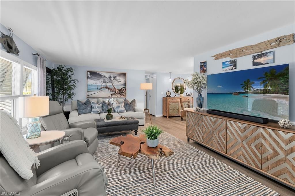 639 Palm Ave, Goodland, FL 34140 Photo