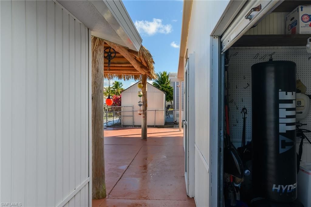 639 Palm Ave, Goodland, FL 34140 Photo