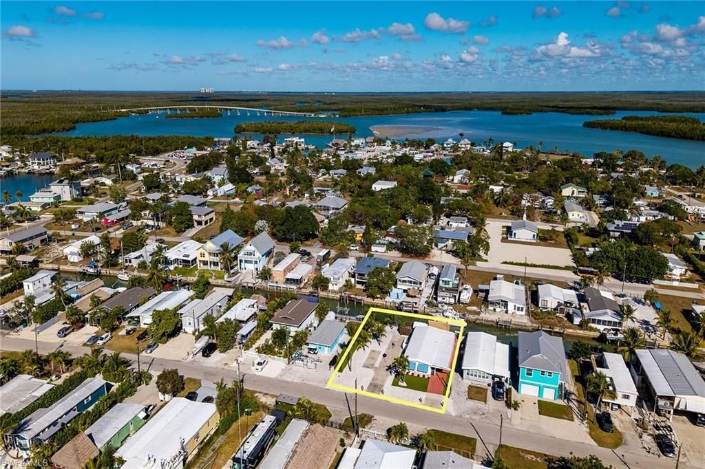 639 Palm Ave, Goodland, FL 34140 Photo