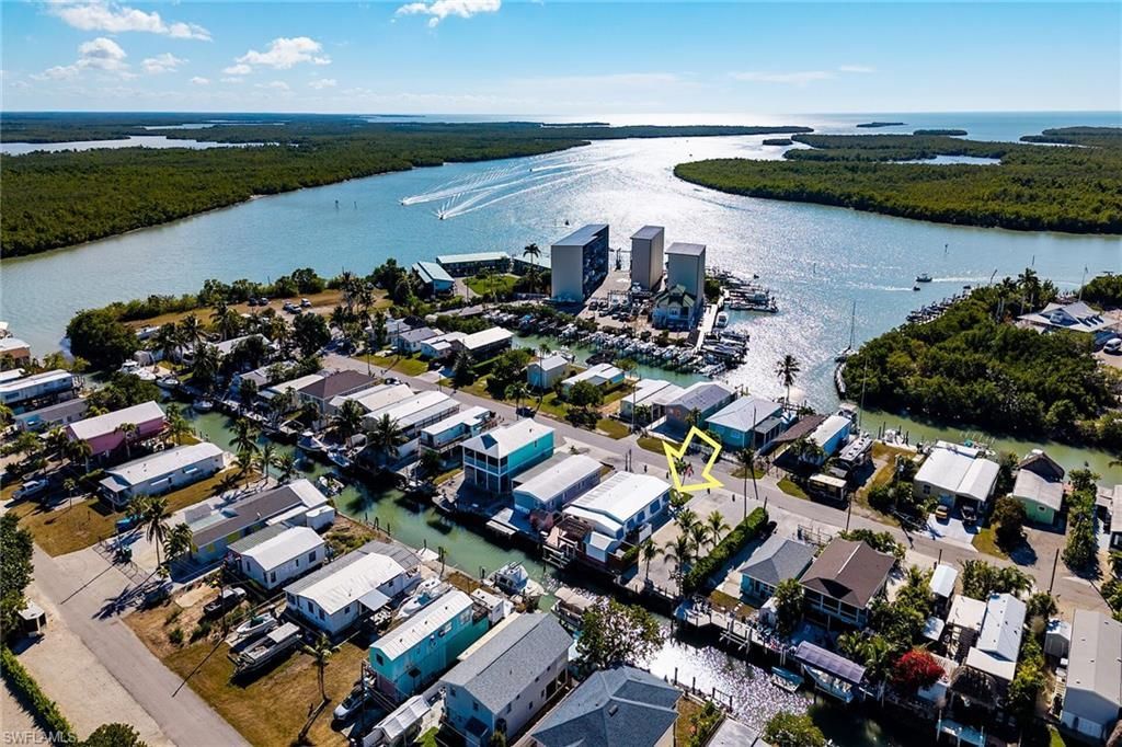 639 Palm Ave, Goodland, FL 34140 Photo