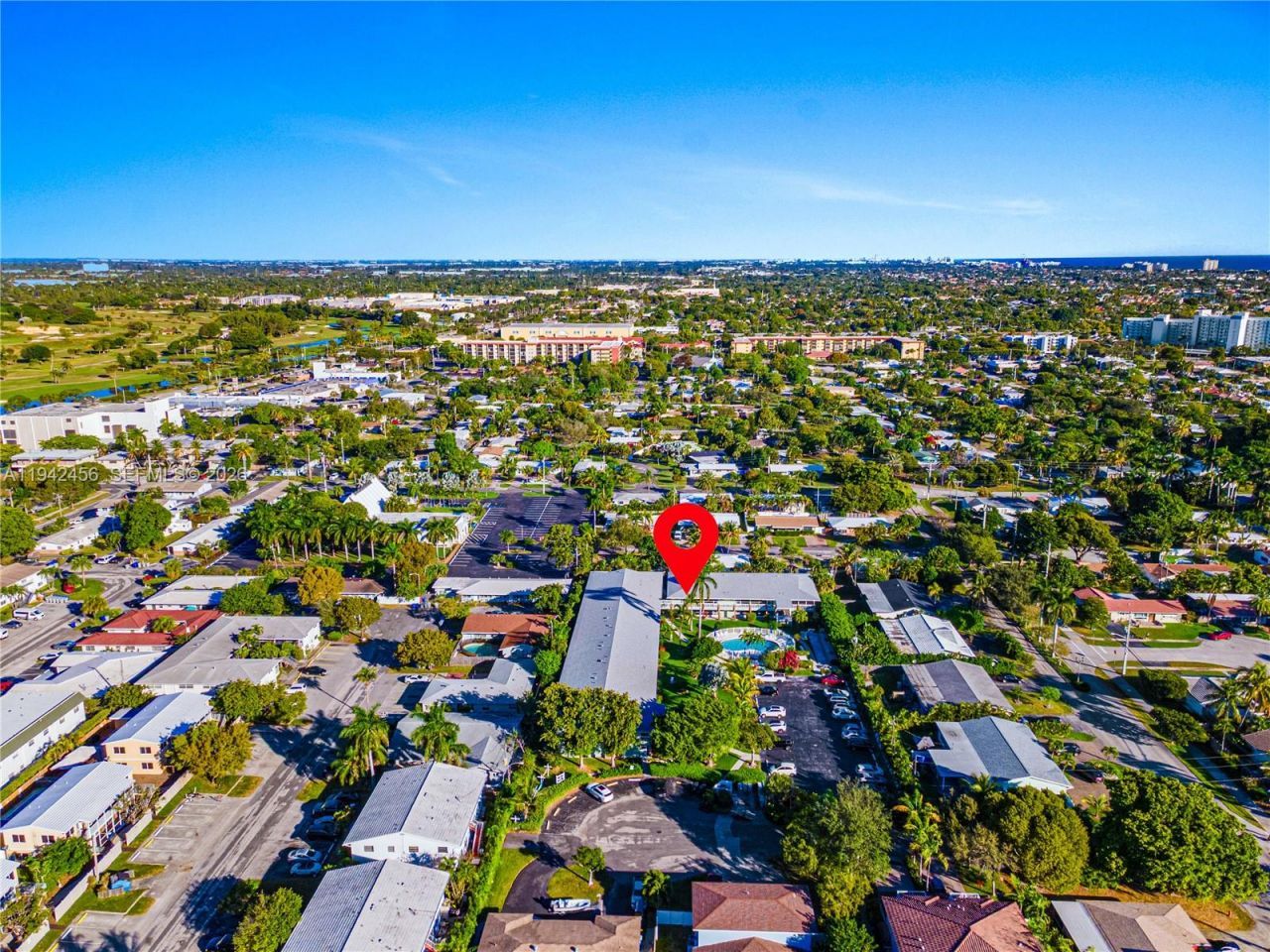 2541 NE 11th St, Unit 212, Pompano Beach, FL 33062 Photo