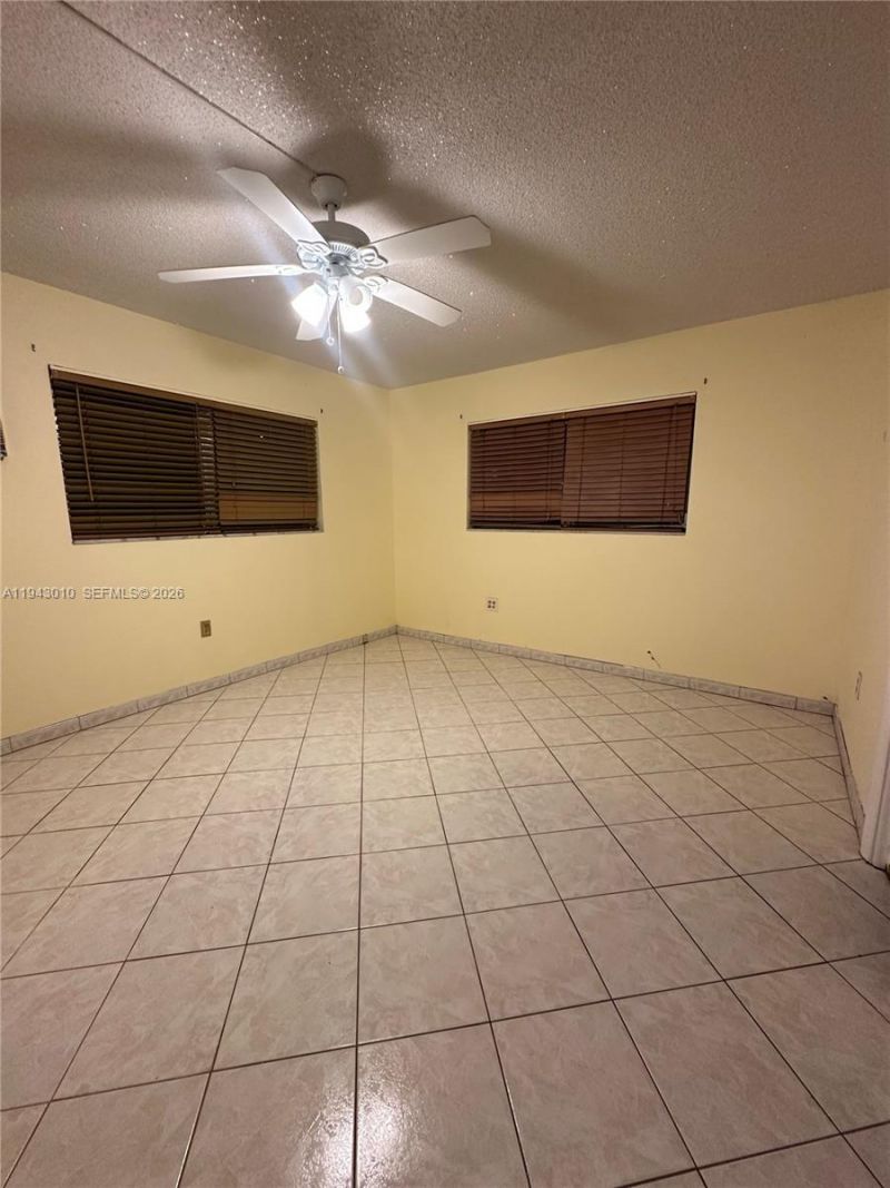 16901 NE 13th Ave , Unit 103, Miami, FL 33162 Photo