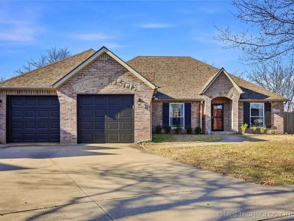 14226 S Urbana Avenue, Bixby, OK 74008