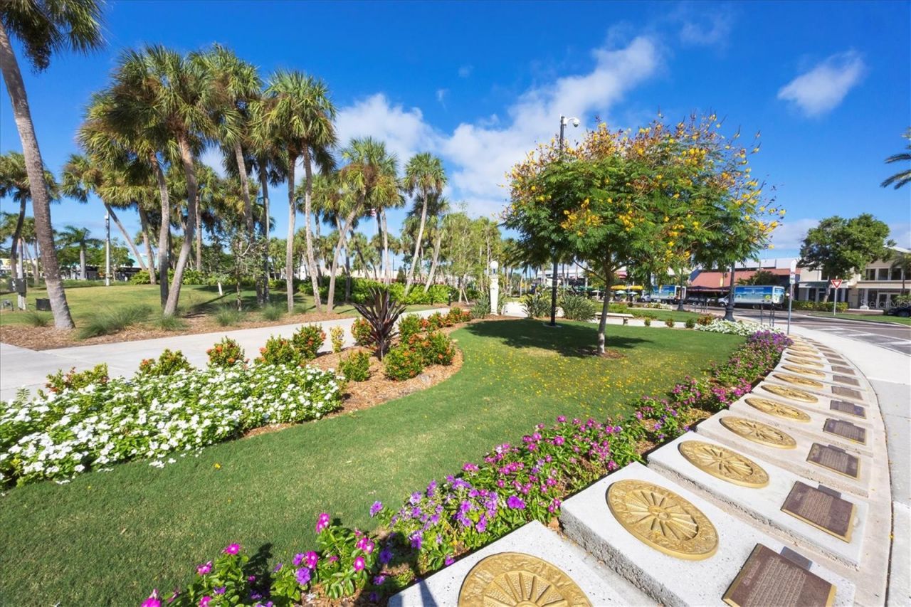 1001 Benjamin Franklin Drive, Unit 403, Sarasota, FL 34236 Photo