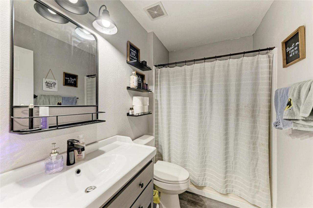 11809 Shrewsbury Lane, Parrish, FL 34219 Photo