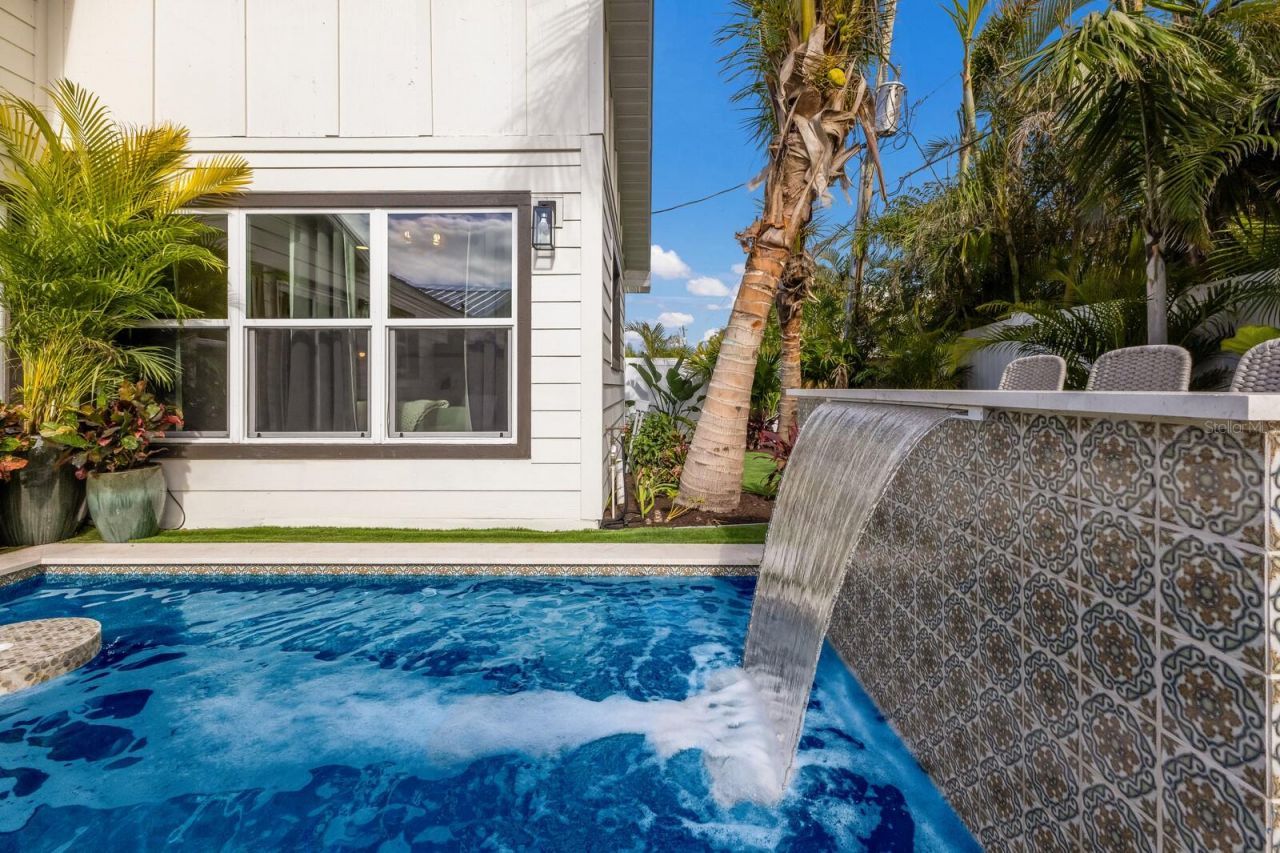 213 83rd Street, Unit EAST Villa, Holmes Beach, FL 34217 Photo