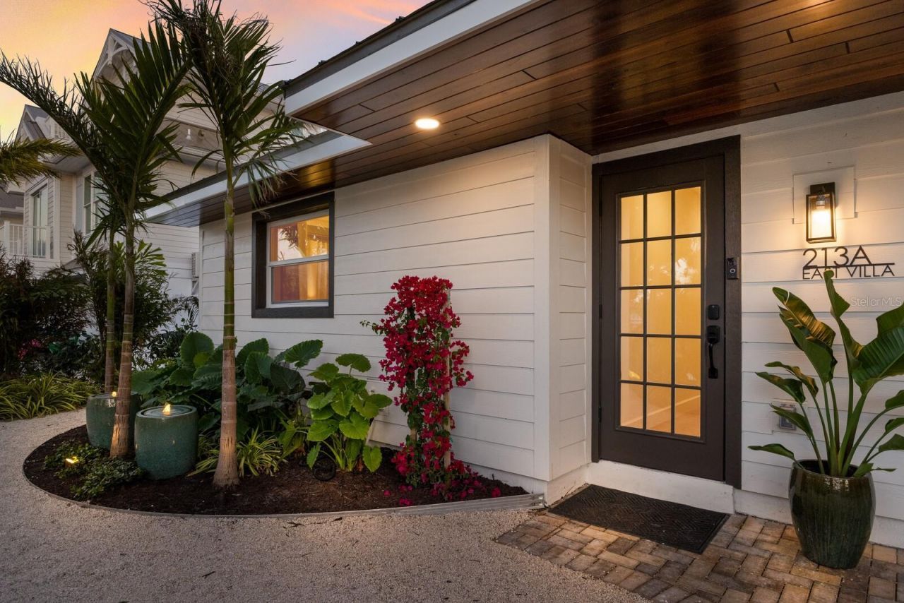 213 83rd Street, Unit EAST Villa, Holmes Beach, FL 34217 Photo