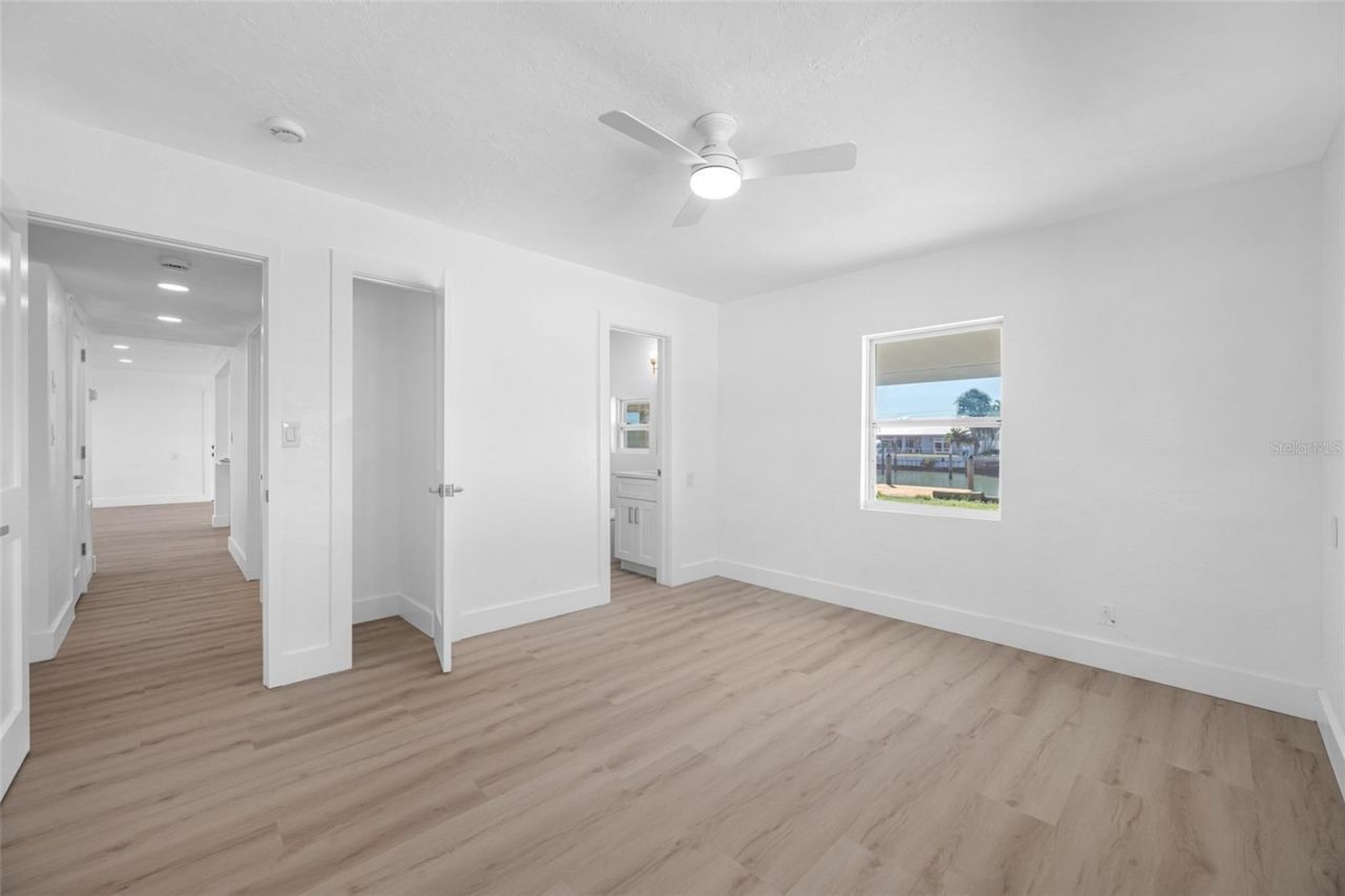 7930 Causeway Boulevard S, Saint Petersburg, FL 33707 Photo