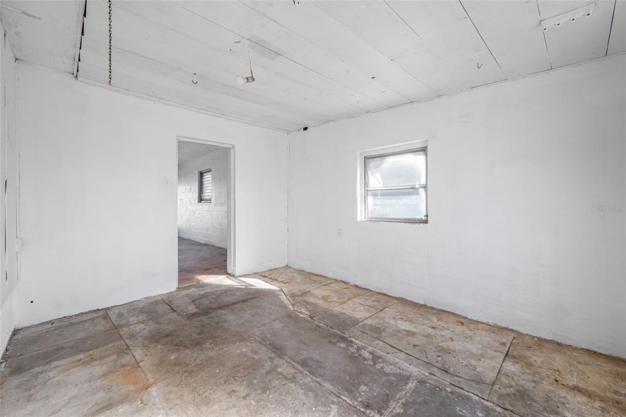 7930 Causeway Boulevard S, Saint Petersburg, FL 33707 Photo