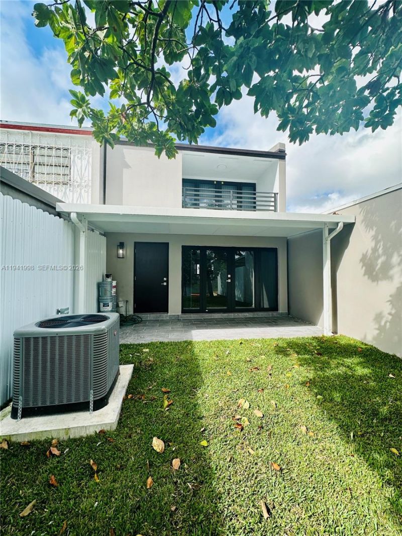 7157 W 19th Ct, Unit 7157, Hialeah, FL 33014 Photo