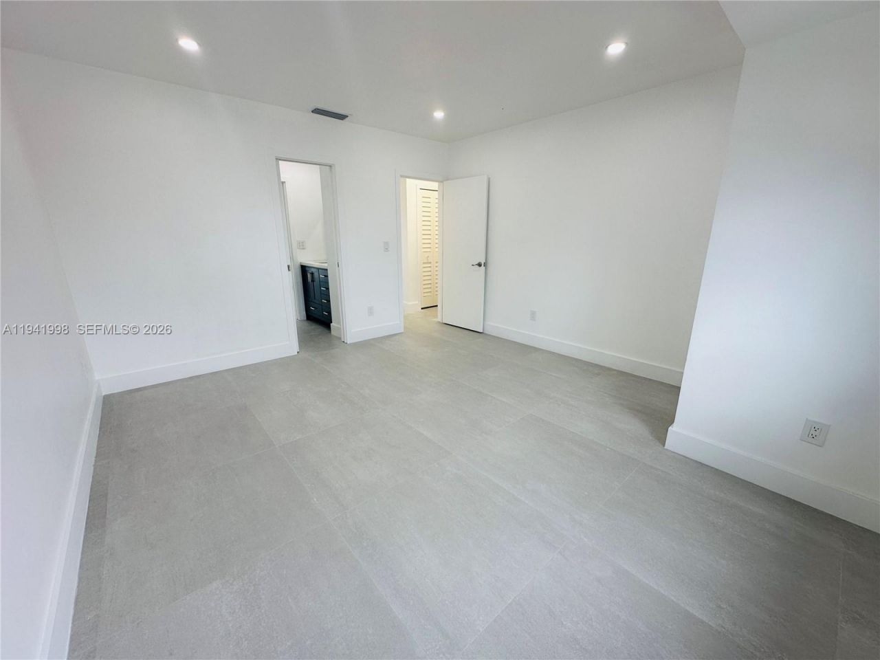 7157 W 19th Ct, Unit 7157, Hialeah, FL 33014 Photo