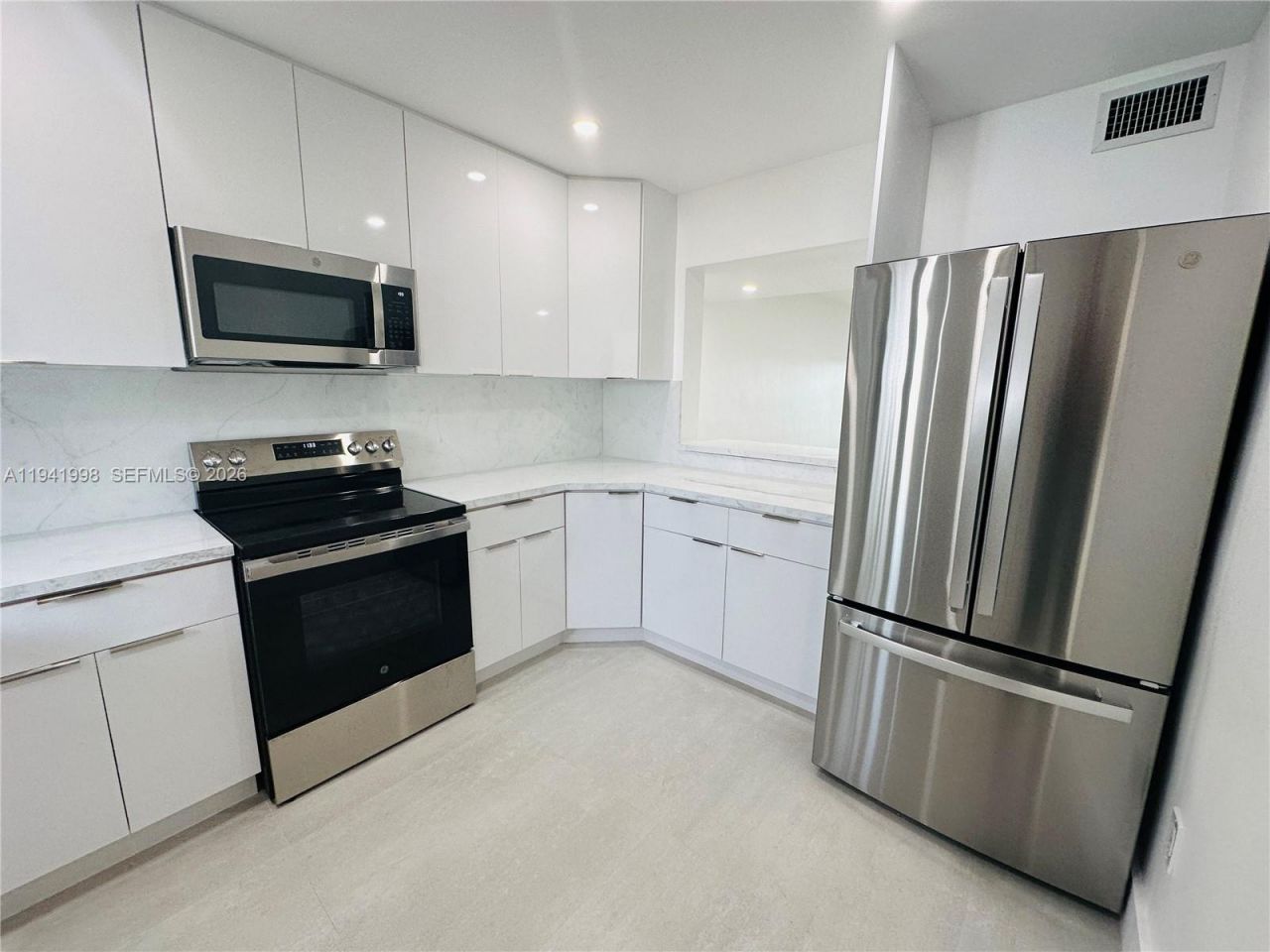 7157 W 19th Ct, Unit 7157, Hialeah, FL 33014 Photo