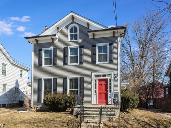 211 Washington St, Unit 2, Hackettstown, NJ 07840