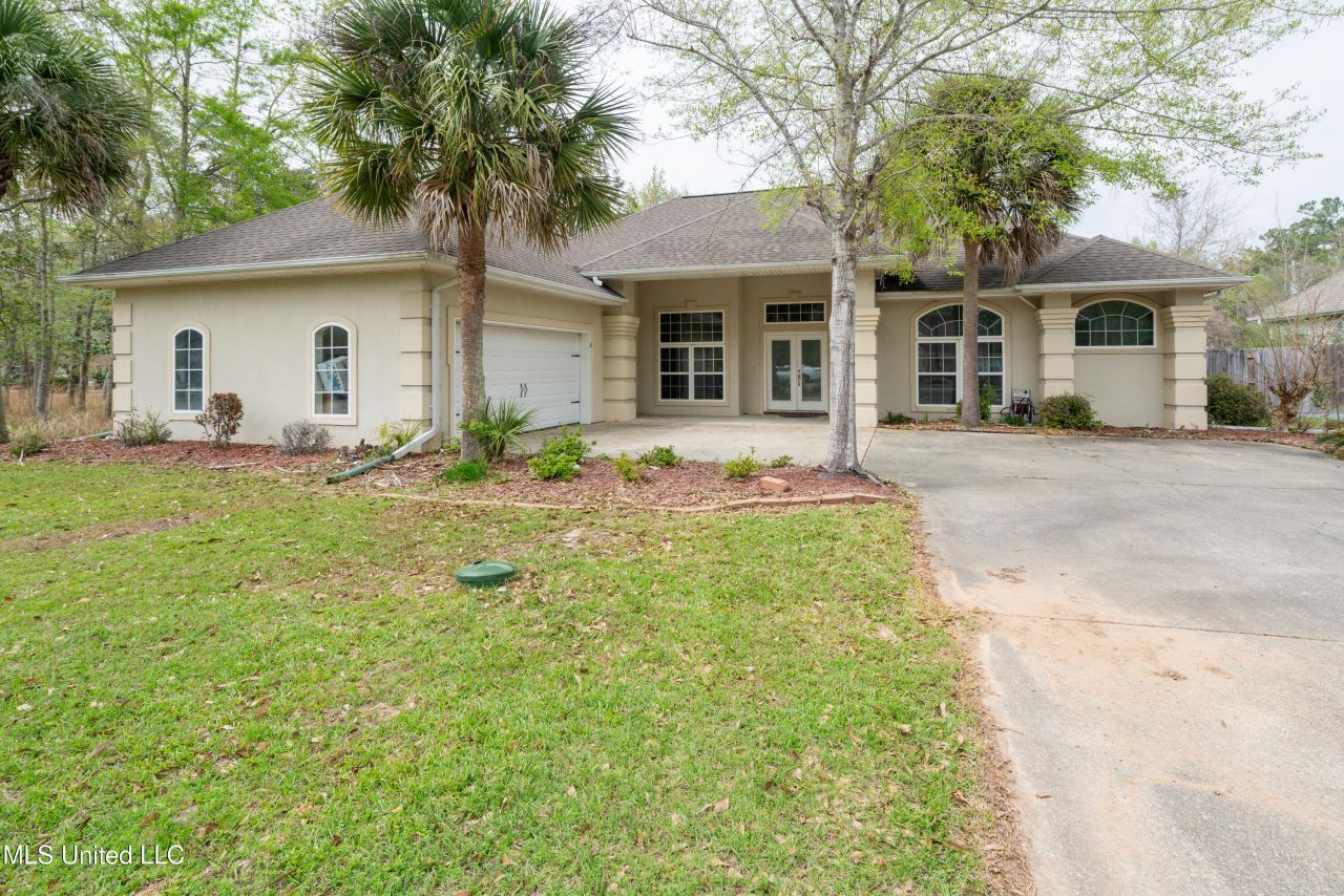 8356 Makiki Drive, Diamondhead, MS 39525 Main Photo