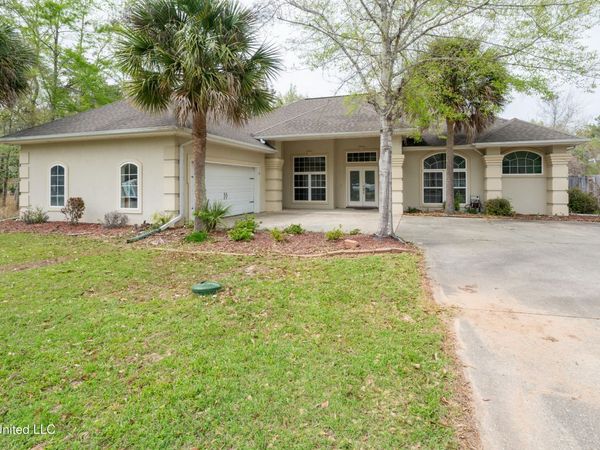 8356 Makiki Drive, Diamondhead, MS 39525