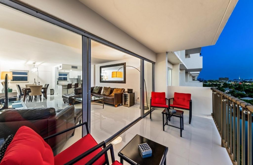 801 S Federal Highway, Unit 906, Pompano Beach, FL 33062 Photo