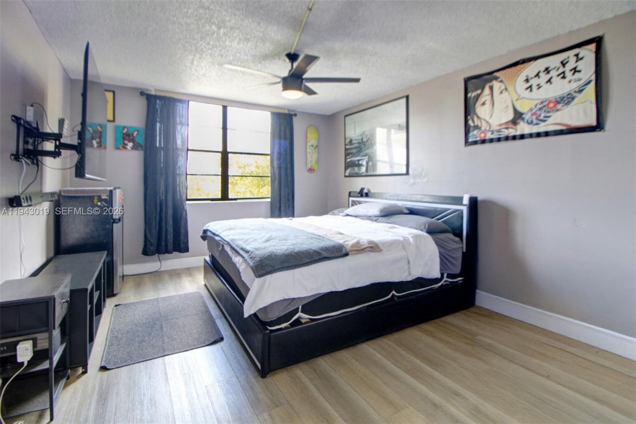 6190 Woodlands Blvd, Unit 312, Tamarac, FL 33319 Photo