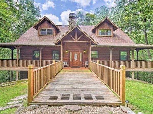22365 N Log Cabin Drive , Sulphur Springs, AR 72768