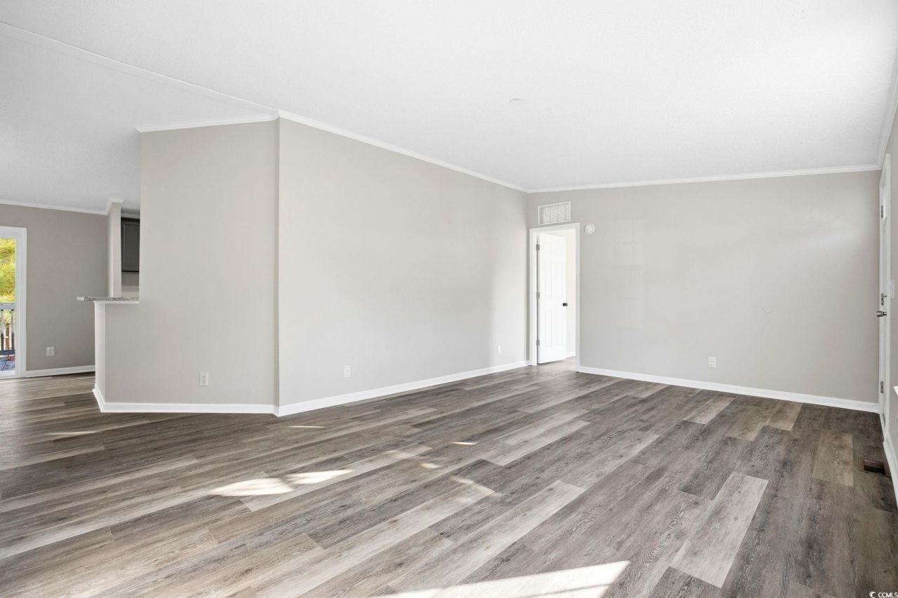 8122 Shady Grove Rd. Photo 4