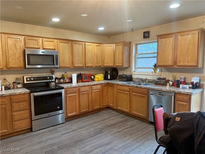 5854 Cutten Avenue, North Lawrence, OH 44666 Photo 15