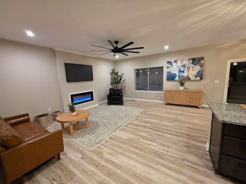 4878 Amber Crossing Drive, Columbus, OH 43232 Photo 7