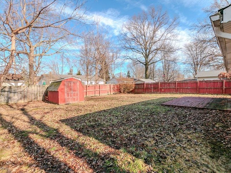 7641 Fern Drive, Mentor on the Lake, OH 44060 Photo 22