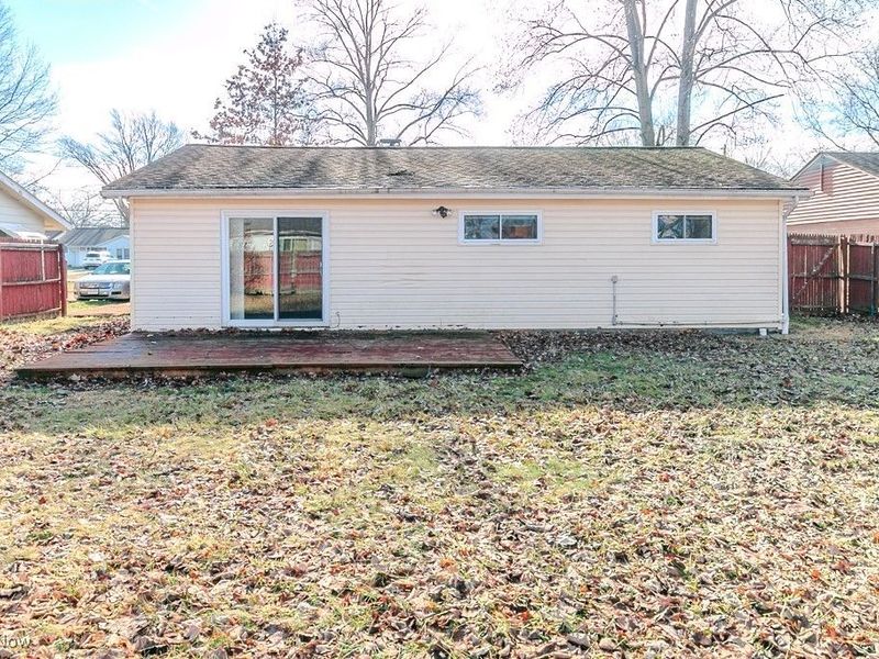 7641 Fern Drive, Mentor on the Lake, OH 44060 Photo 25