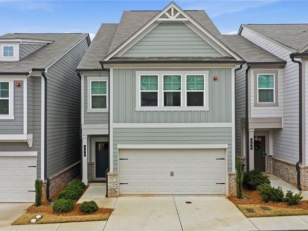 356 Hayden Circle, Woodstock, GA 30189